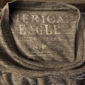 American eagle t shirt
